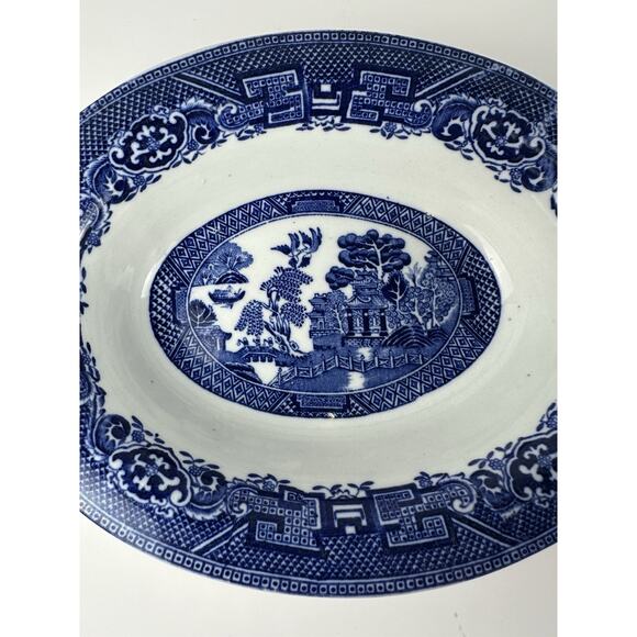 1920s Royal Venton Ware England Blue Willow Serving Bowl 8 1/2" x 6 5/8" - Picture 3 of 7